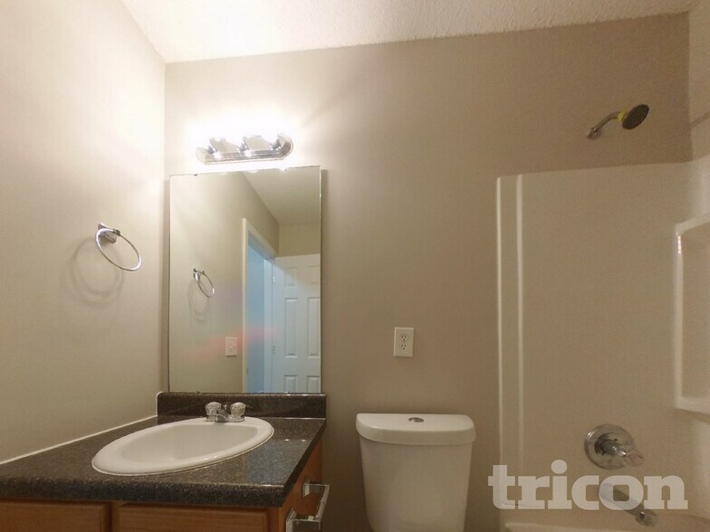 Building Photo - 540 Halleck Ln