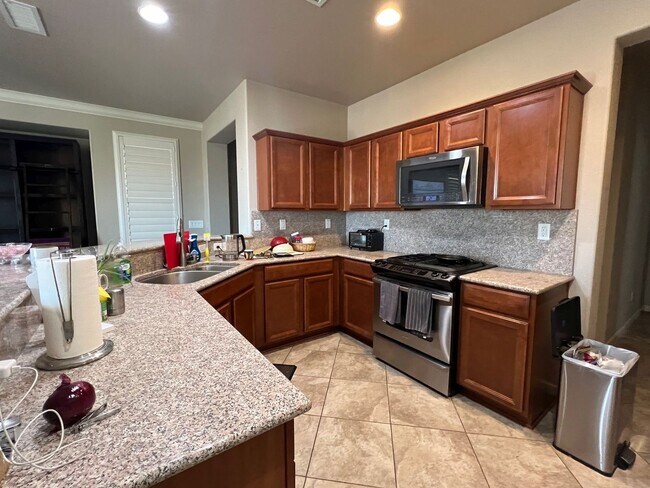 Building Photo - Del Webb Home Available