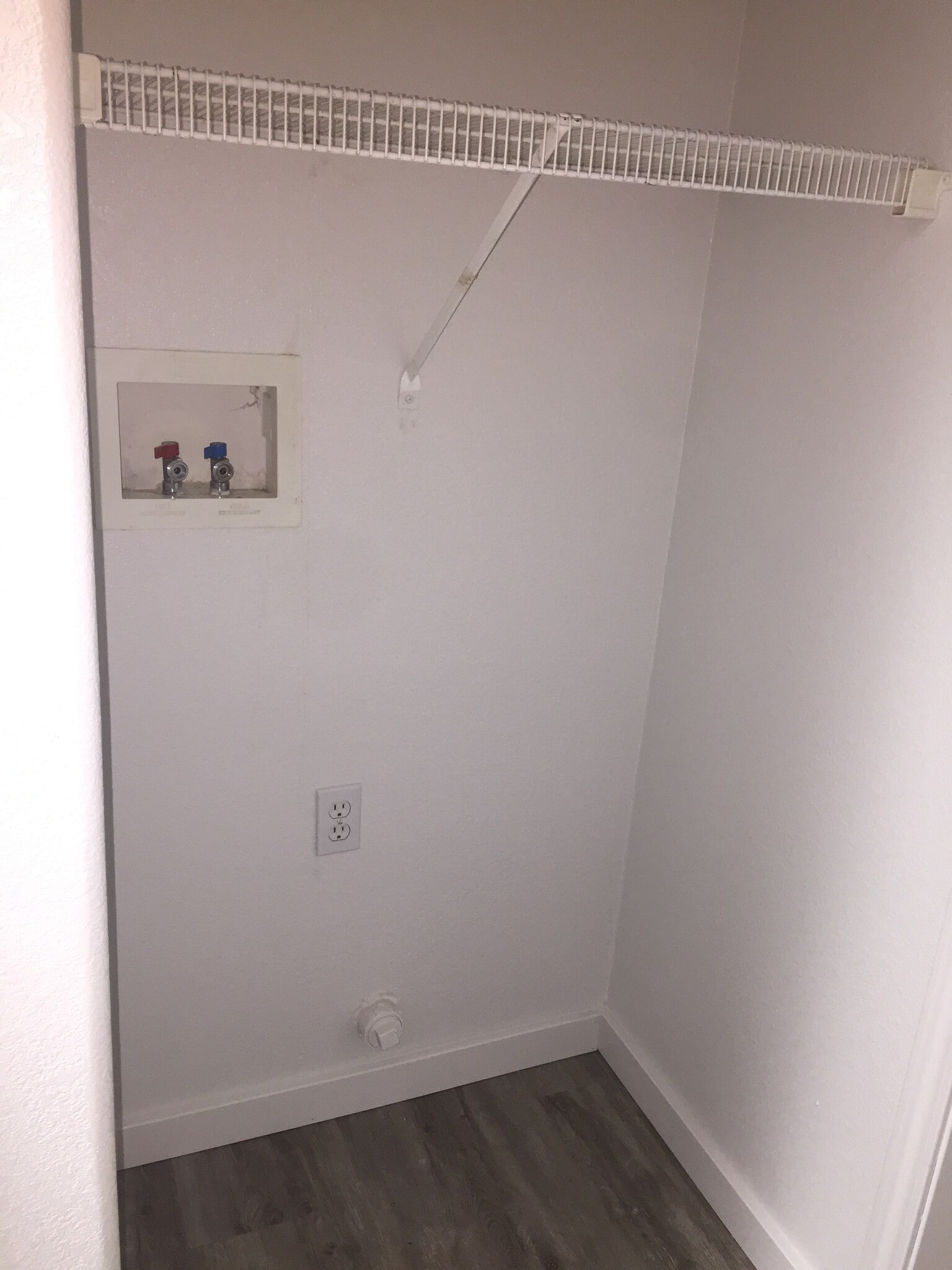 Building Photo - 508 NE Negus Loop