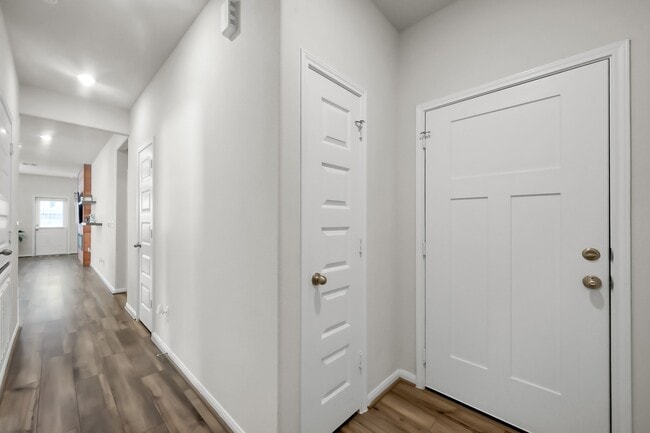 Building Photo - 8316 Bristlecone Pne Wy