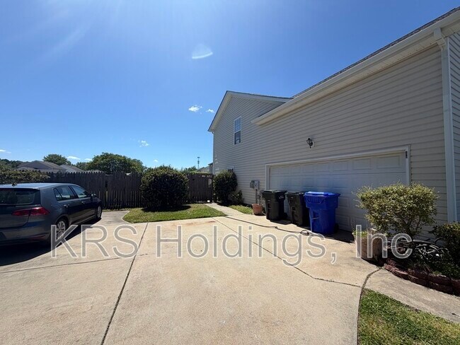 Building Photo - 120 Kennet Dr
