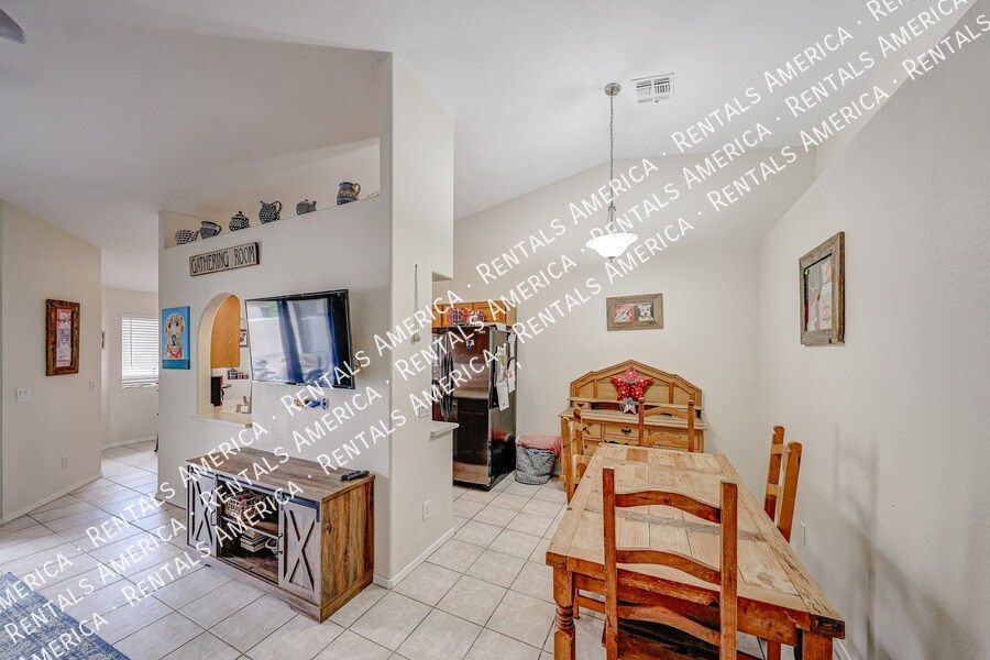 Building Photo - 9123 N 68th Dr