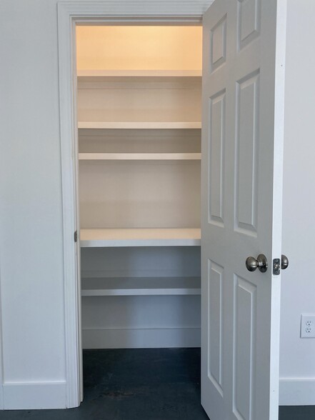 Custom Pantry Storage - 1311 Blair St
