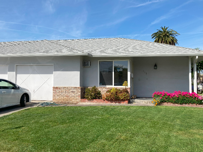 Primary Photo - 951 Princess Anne Dr