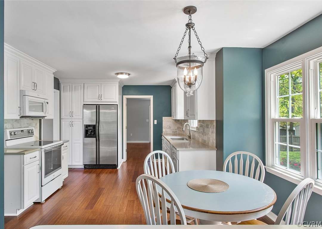 Kitchen - 8025 Secretariat Dr