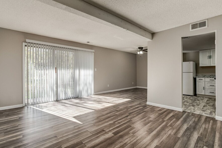 Interior Photo - Oakwood Garden Apartments