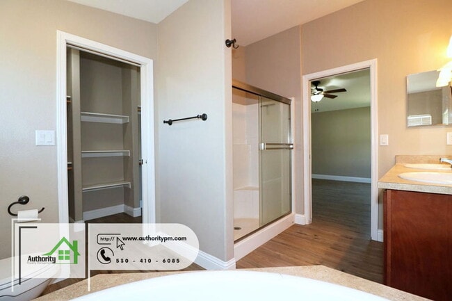 Building Photo - 22233 Venzke Rd