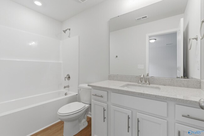 Building Photo - 117 Speck Cir