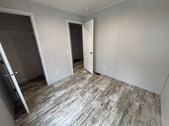 Building Photo - 1111 OH-133