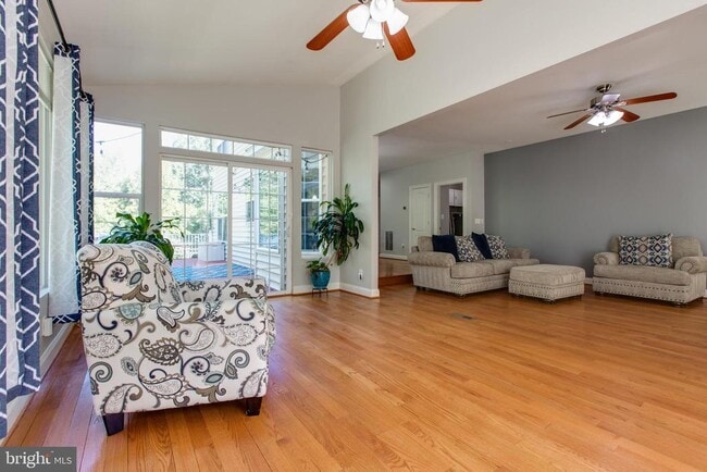 Building Photo - 2191 Oak Forest Dr