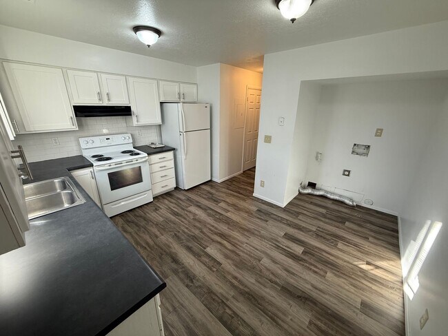Building Photo - 1413 W 1650 N