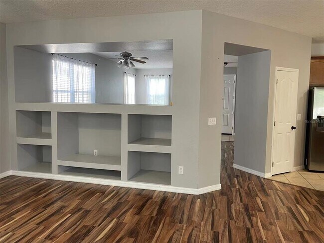 Building Photo - 15061 Perdido Dr