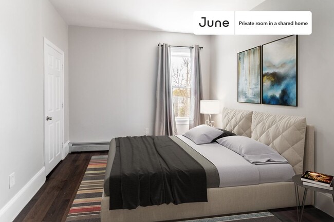 Building Photo - 16 Glenway St