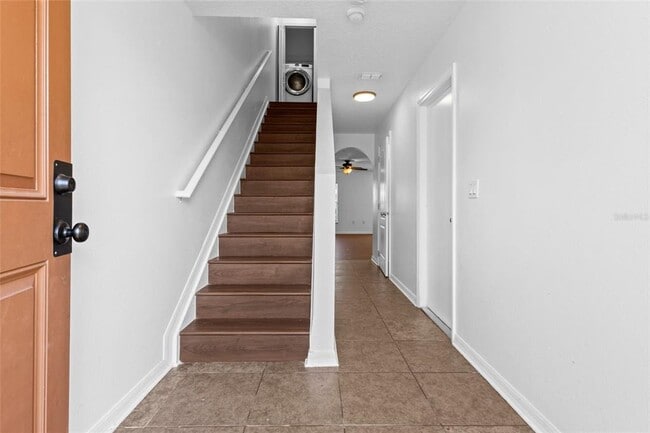 Building Photo - 4431 Ashburn Square Dr