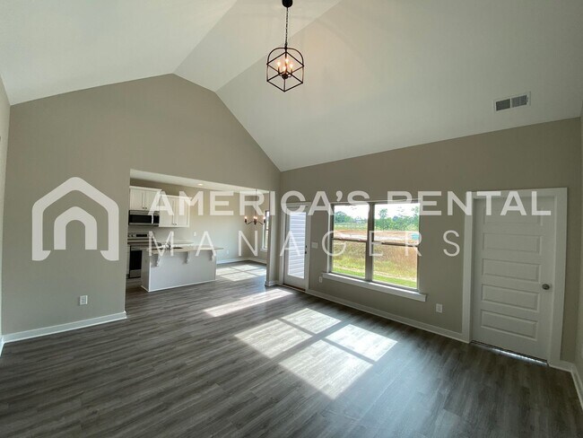 Building Photo - Home for Rent in Cullman, AL…Available to View Now!!!