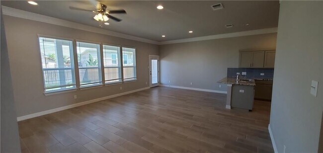 Building Photo - 109 Everett Ct