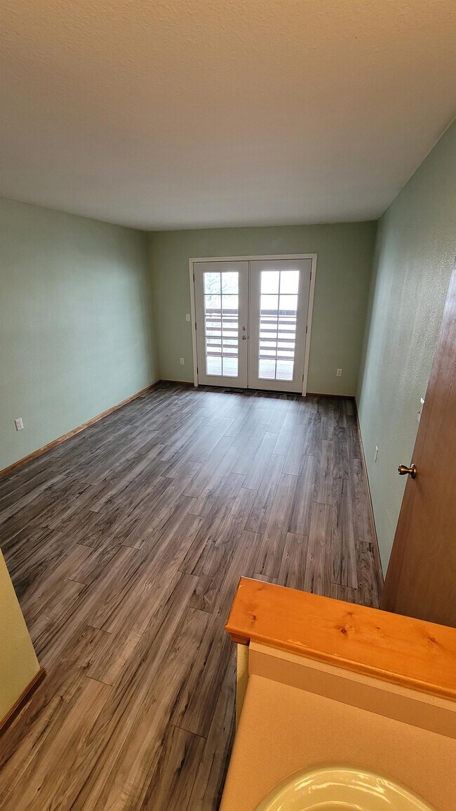 Building Photo - 4555 Sentinel Rock Terrace