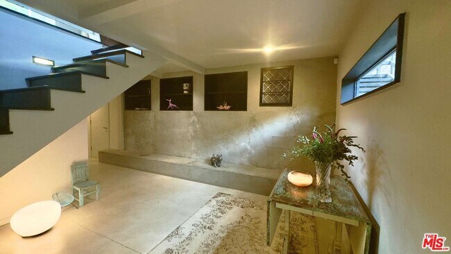 Building Photo - 19562 Cave Way