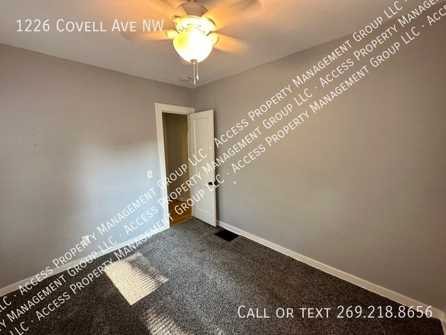 Building Photo - 1226 Covell Ave NW
