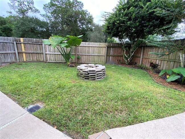 Building Photo - 214 Stevenage Dr