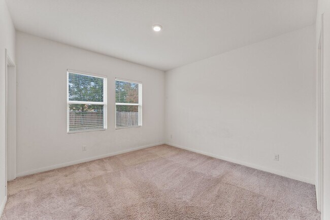 Building Photo - 6032 Pearl Mdw