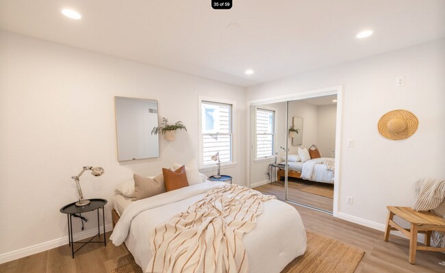 Building Photo - 15 Via Di Roma Walk