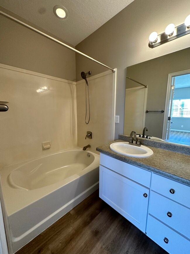 Building Photo - 4985 Kiska Ln