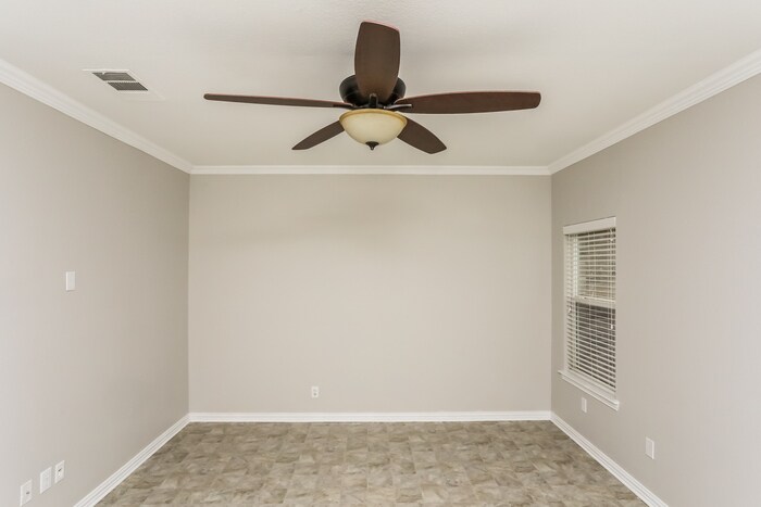 Building Photo - 3009 Flowering Springs Dr