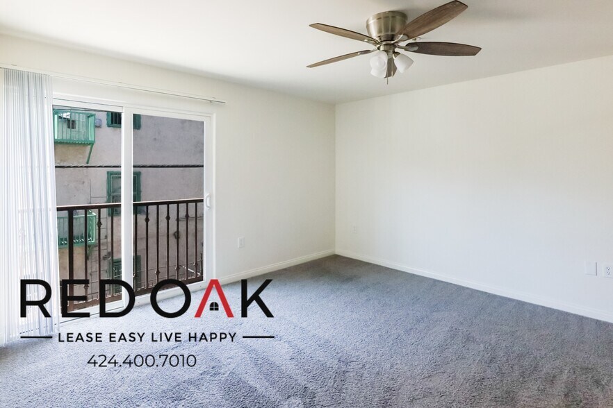 Building Photo - 319 S Westlake Ave