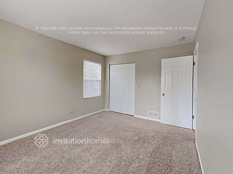 Building Photo - 21536 W Highland Dr