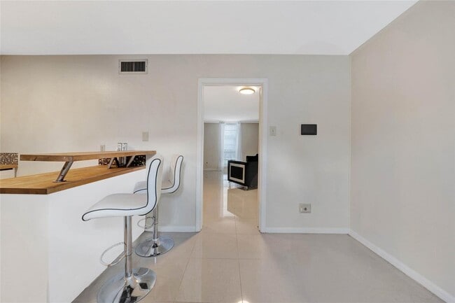 Building Photo - 3006 Brockbank Ct