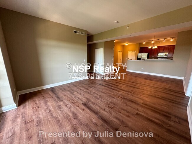 Building Photo - 2 Itasca Rd