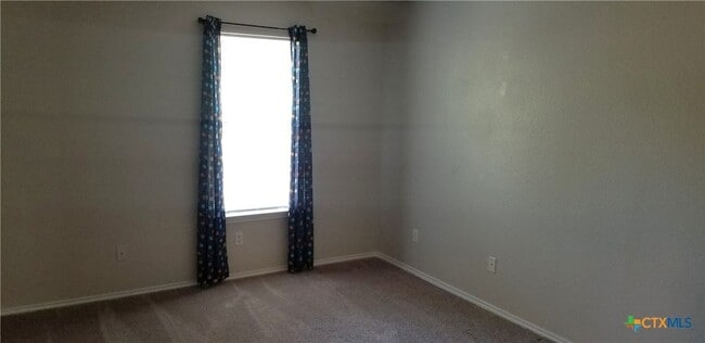 Building Photo - 619 Rolling Hills Dr