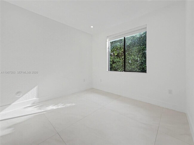 Building Photo - 7733 SW 193rd St