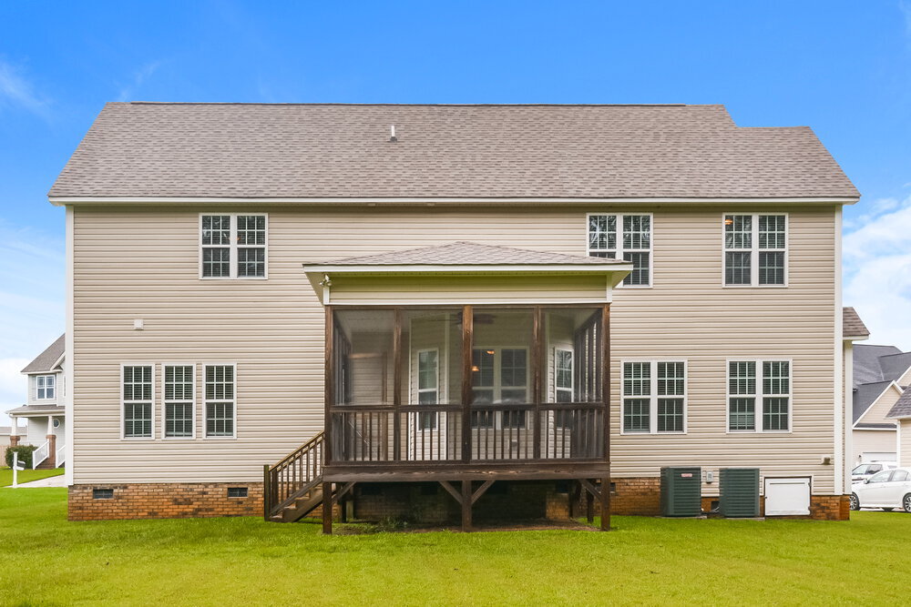 Building Photo - 684 Winding Oak Way