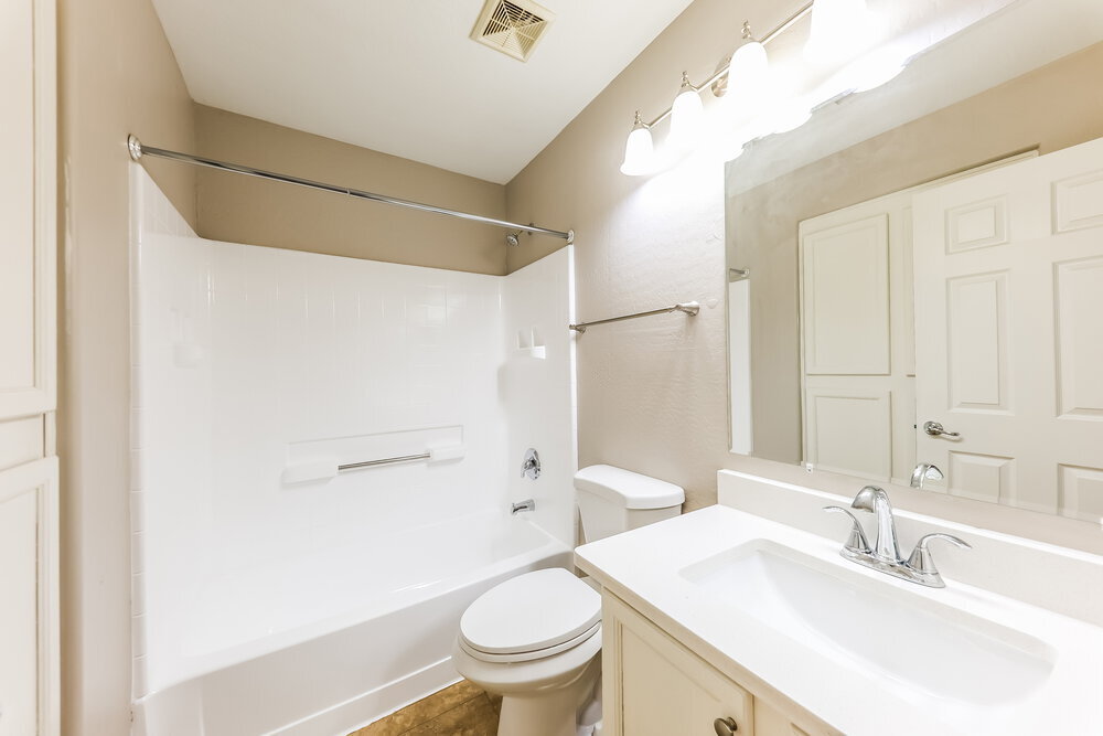 Building Photo - 2189 S 88th Ave