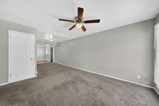 Building Photo - Section 8 Accepted