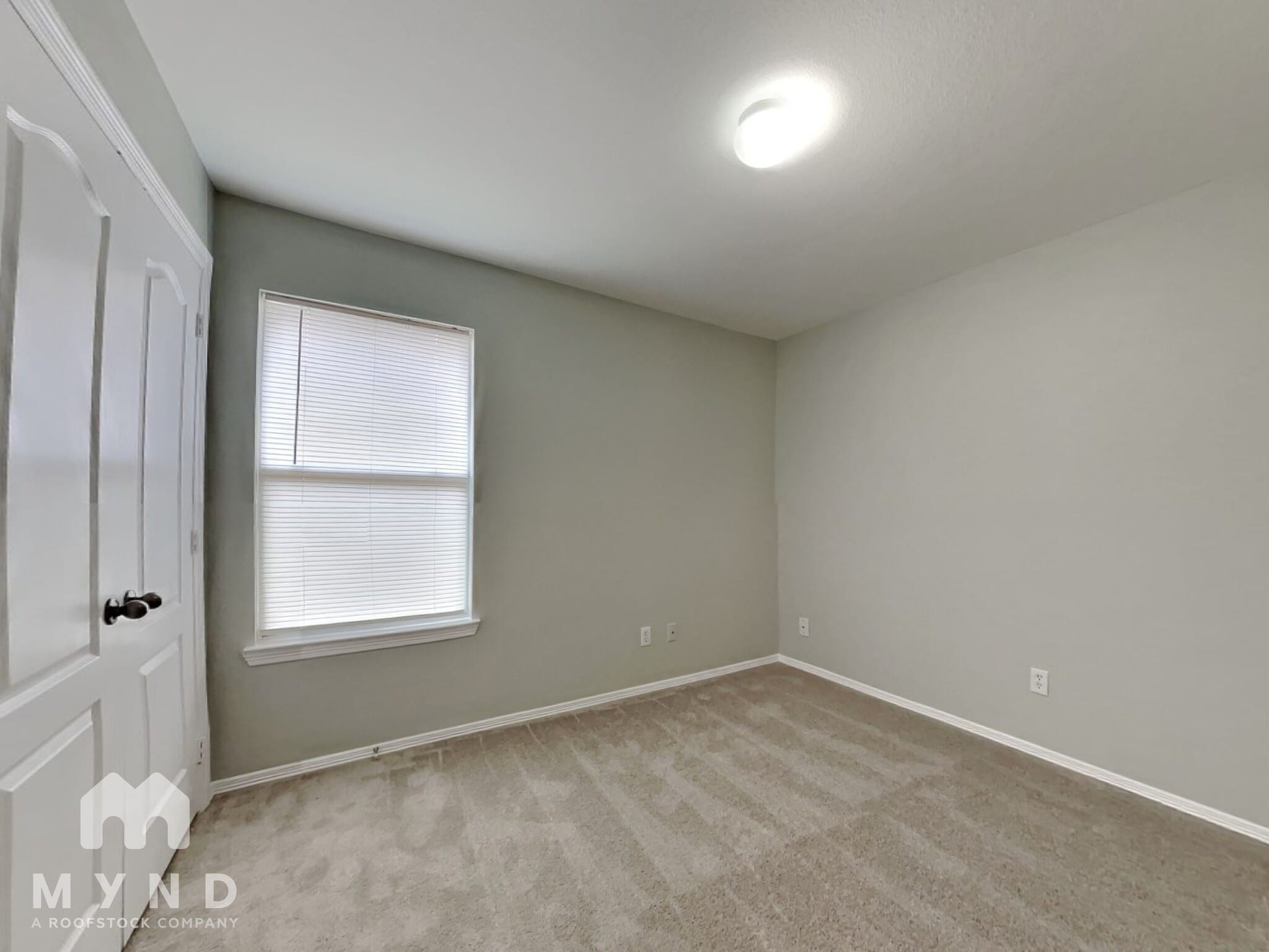 Building Photo - 24226 Hard Wood Dr