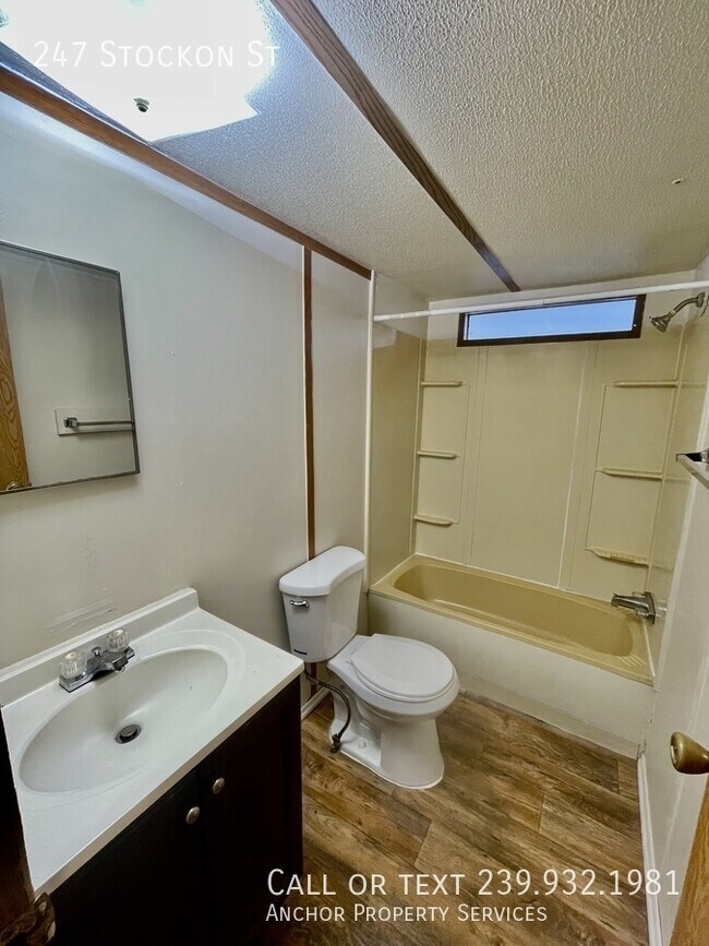 Building Photo - 247 Stockon St-