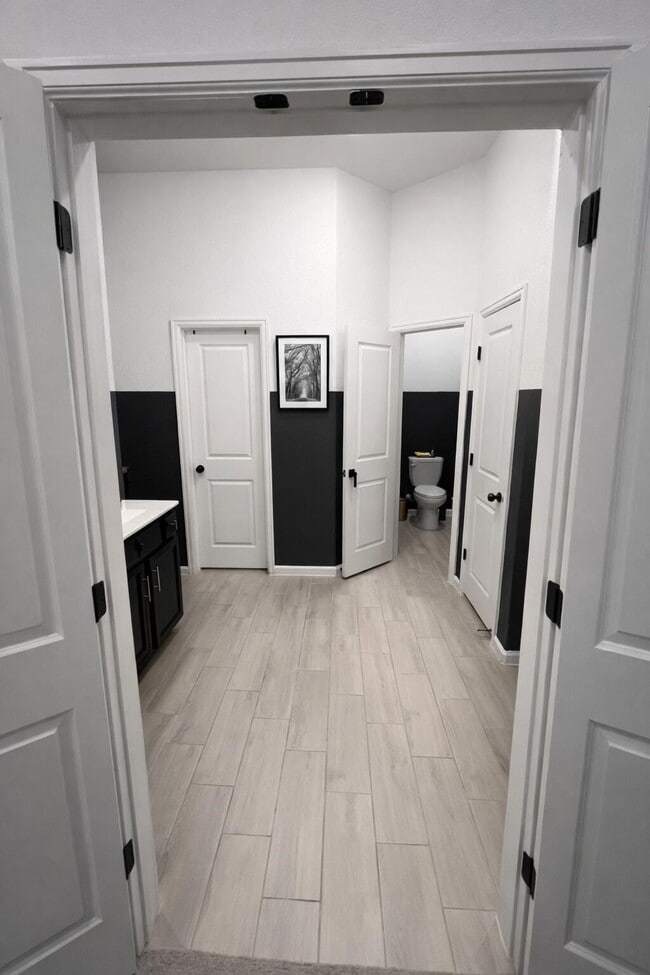 Building Photo - 4334 Redford Valley Rd