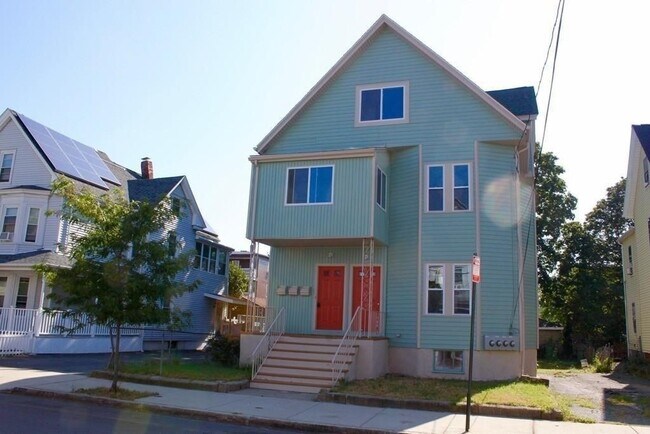 Building Photo - 209-209 Vine St