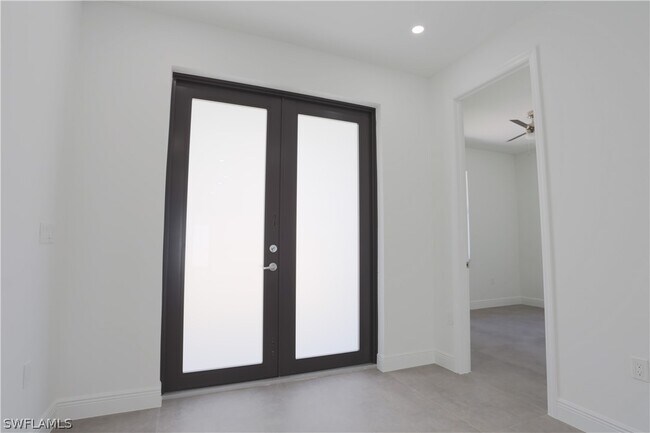 Building Photo - 10830 St Lucia Ct