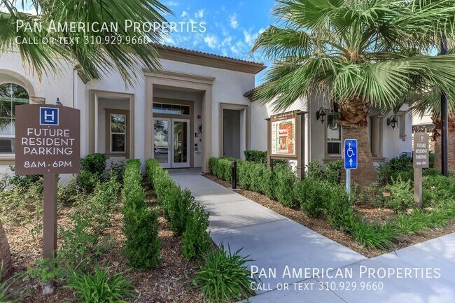 Building Photo - 840 S Magnolia Ave