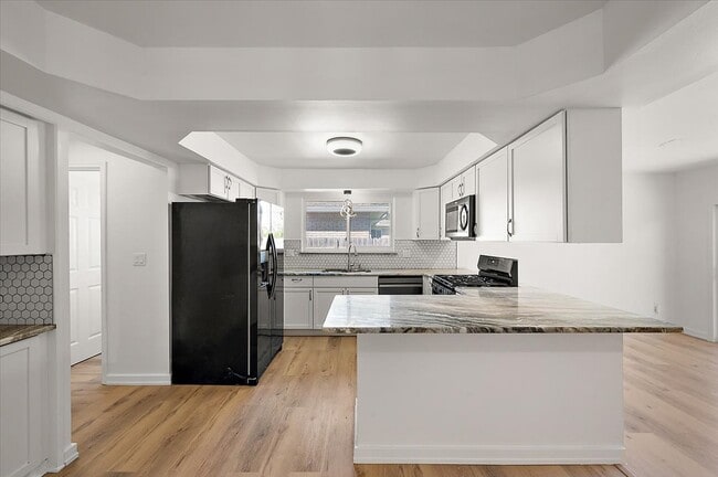 Building Photo - 11489 Anna Lisa Dr