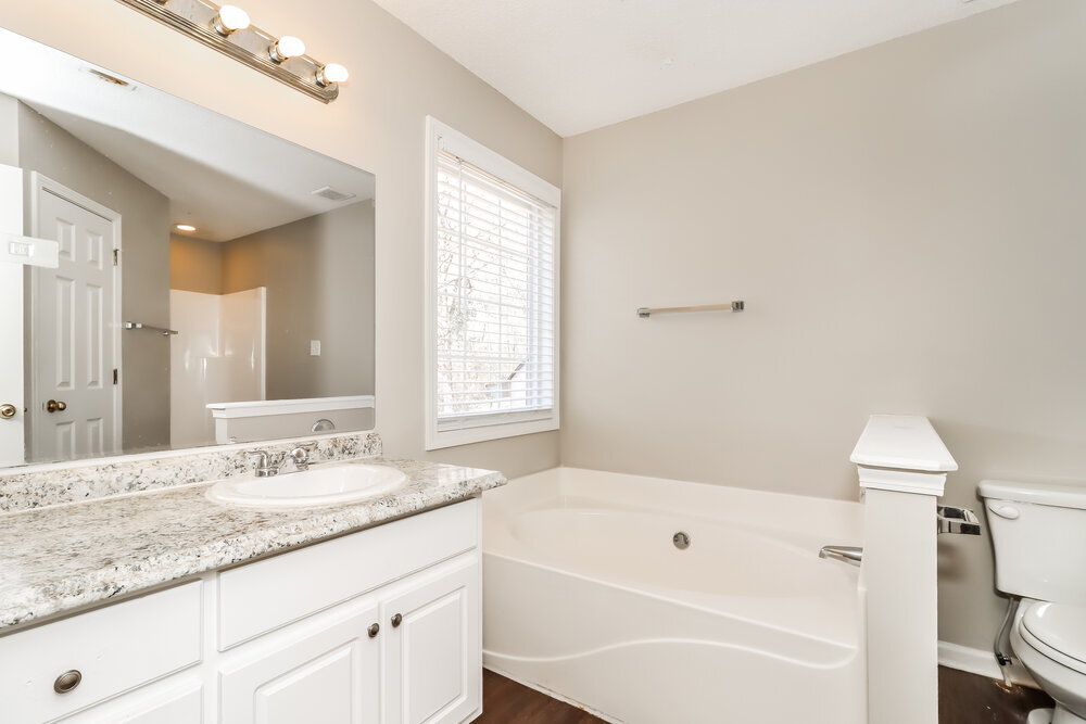 Building Photo - 34 Etowah Ridge Dr SW