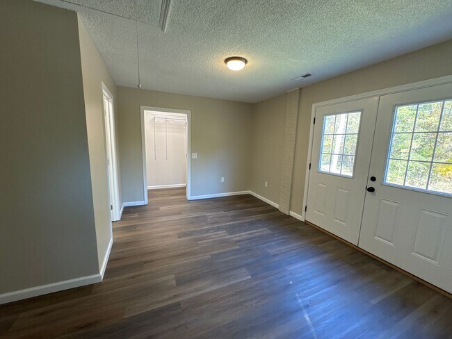 Building Photo - 11472 US HWY 62