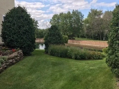 Building Photo - 2522 Reflections Dr