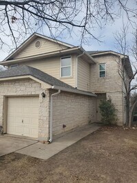 Building Photo - Christopher