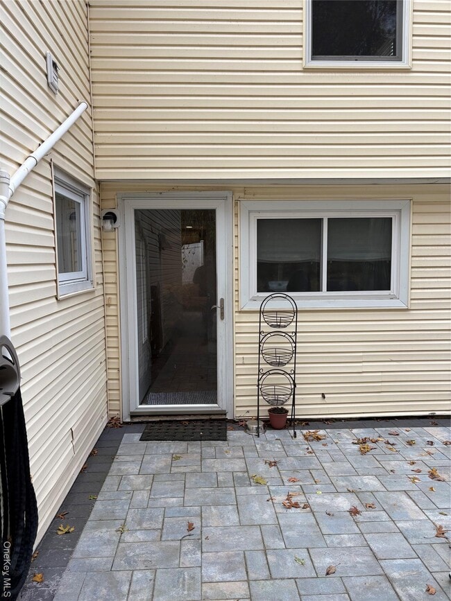 Building Photo - 191 Atlantic Pl