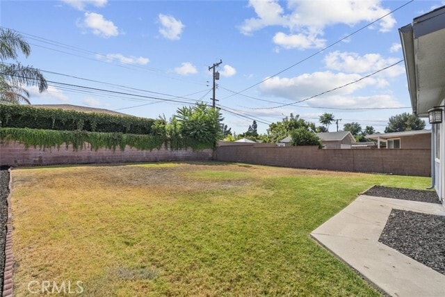 Building Photo - 5040 N Lyman Ave